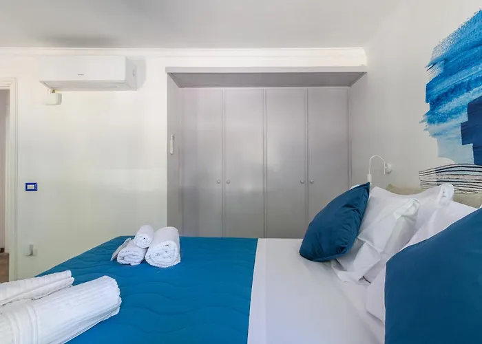 Historic Center - Navona Luxe Haven - Elevator, Soundproof & Netflix *